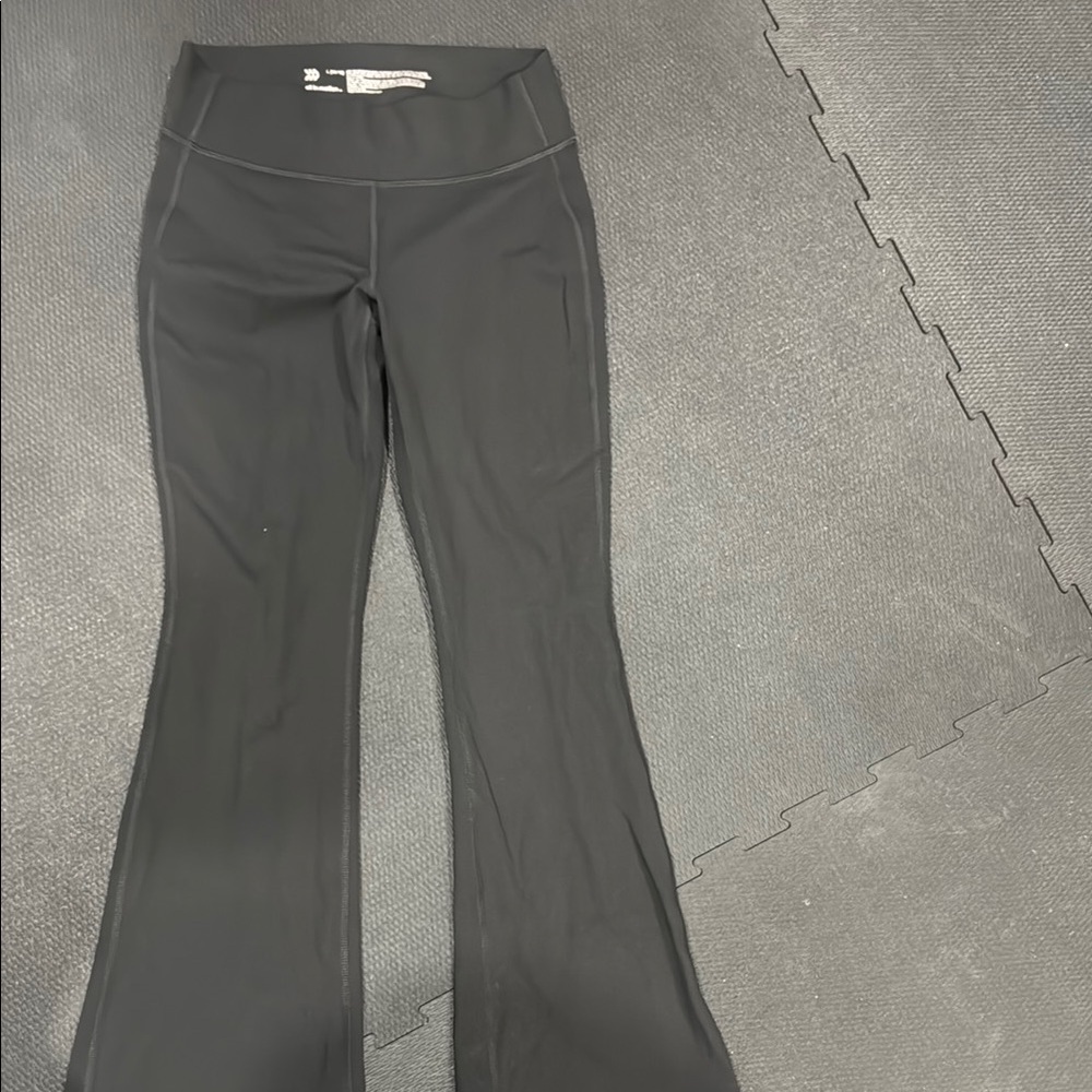 Black Flared Yoga Pants